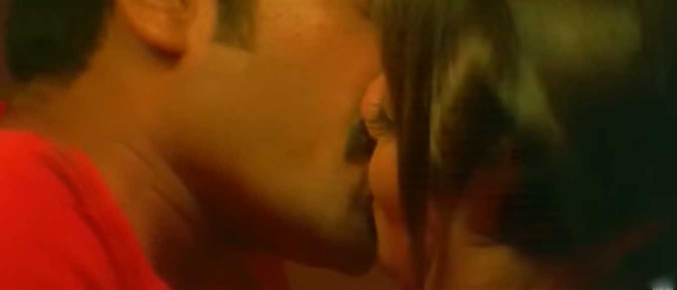 Nayantara Lip To Lip Kiss Pics