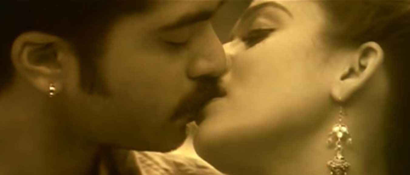 Nayantara Lip To Lip Kiss Pics