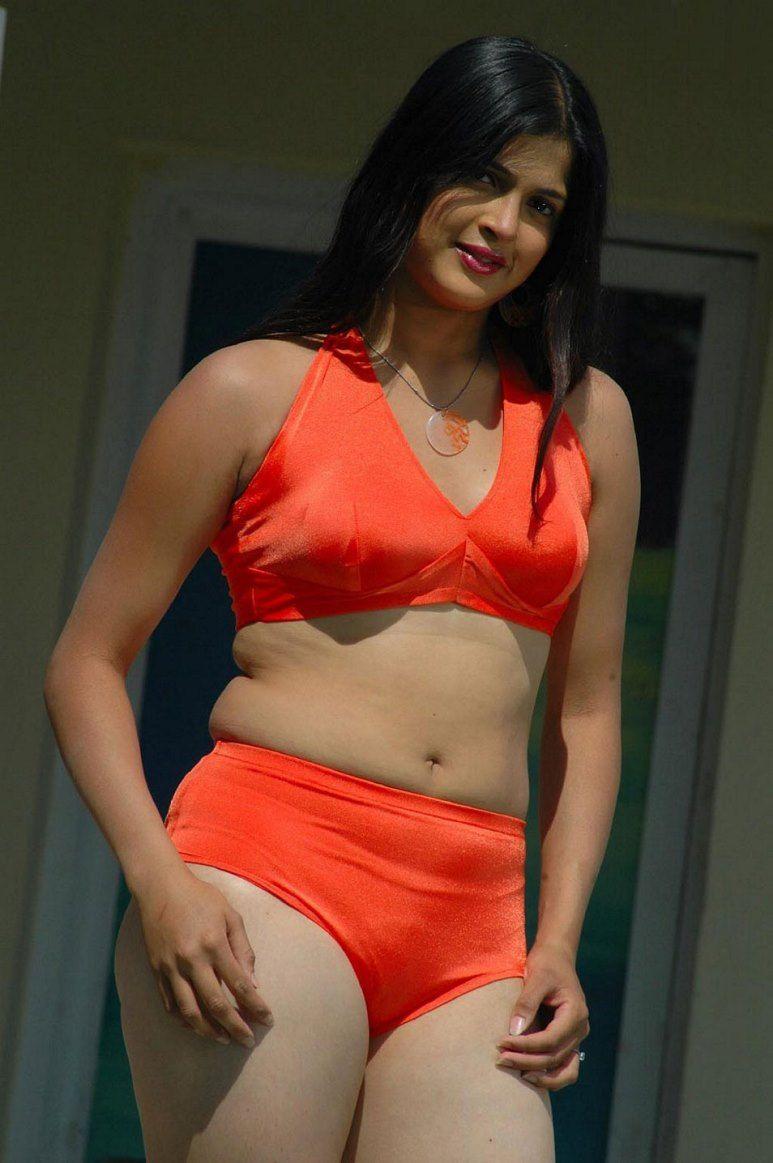 Nicole Spicy Stills