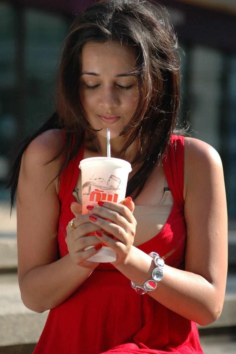 Nisha Kothari Hot Images