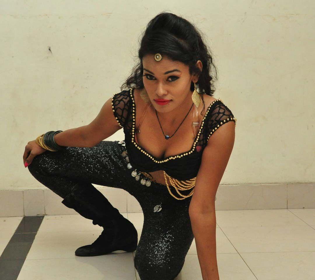 Nisha Latest Hot Stills