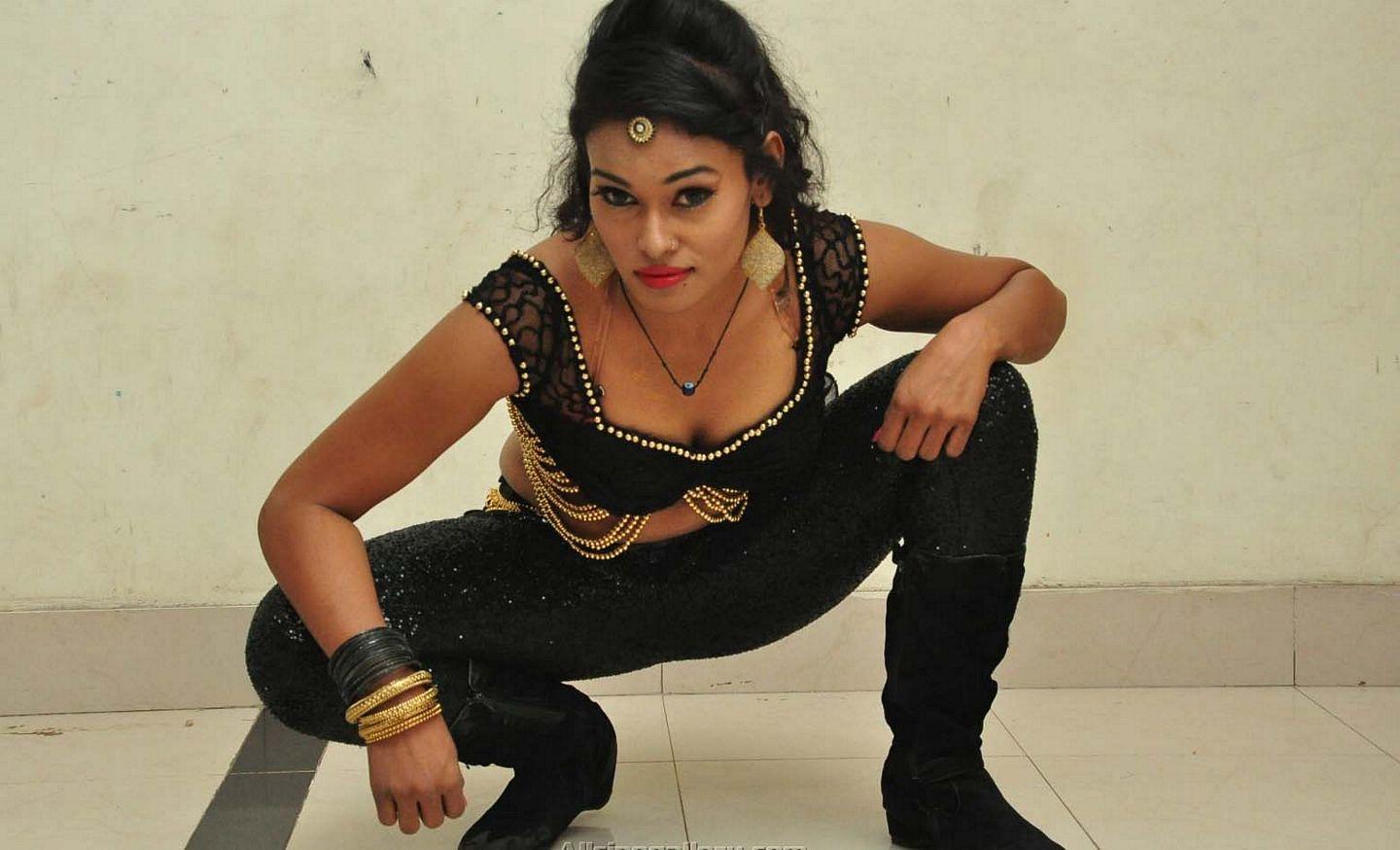 Nisha Latest Hot Stills