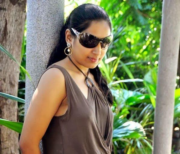 Padmapriya Hot Photos