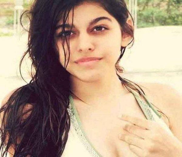 Pooja Bedi Daughter Aalia Ebrahim Hot Photos