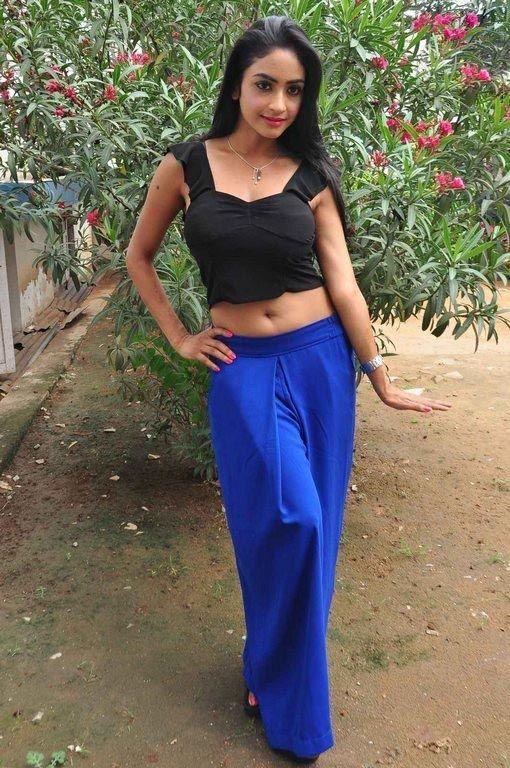 Pooja Sri Hot Sexy Images