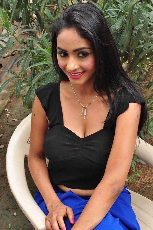 Pooja Sri Hot Sexy Images