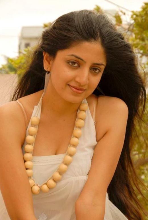 Poonam Kaur Hot Spicy Images