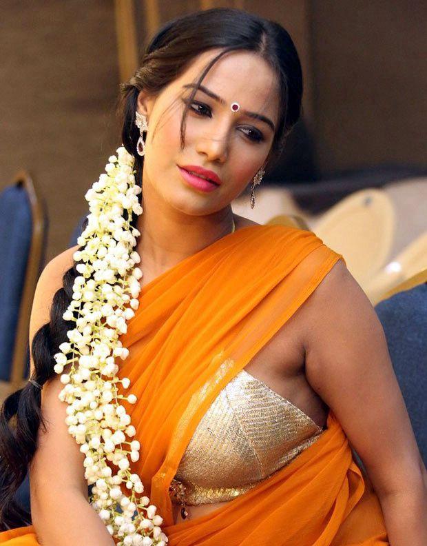 Poonam Pandey Hot Latest Pics
