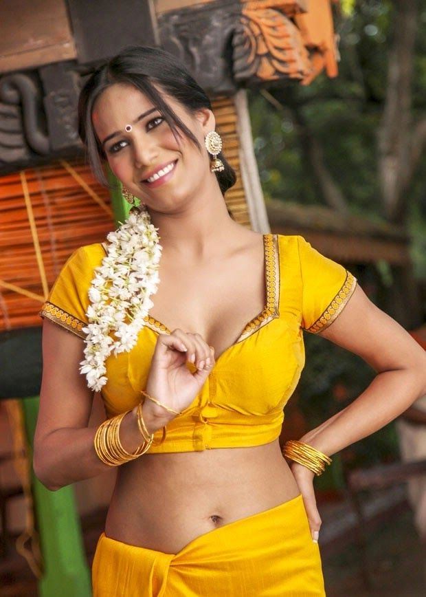 Poonam Pandey Hot Pics at Malini And Co Movie