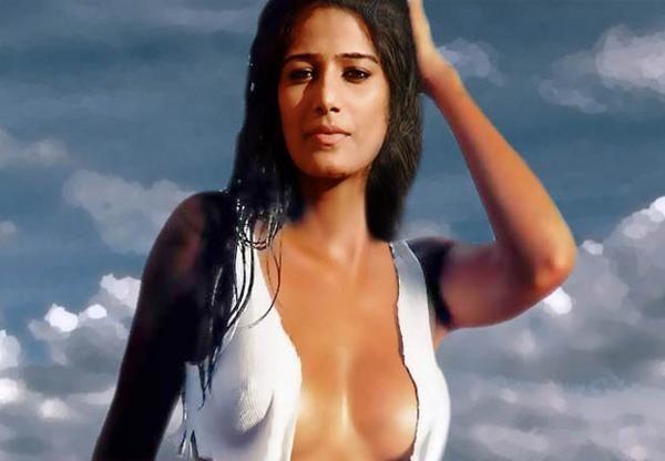 Poonam Pandey Useen Hot Pics