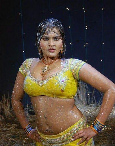 Priya Saloni Sexy Pics