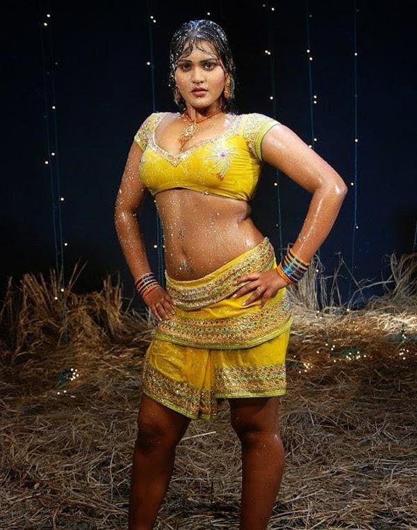 Priya Saloni Sexy Pics