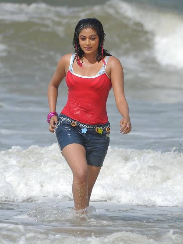 Priyamani  Beach Hot Pics