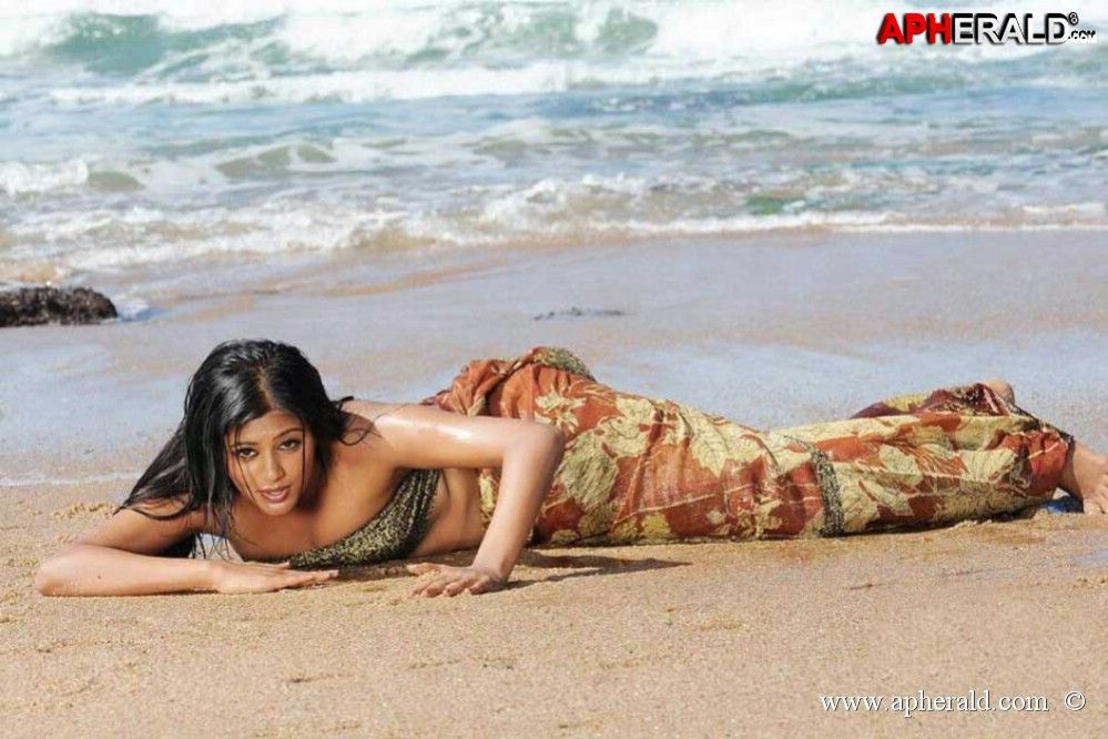 Priyamani  Beach Hot Pics
