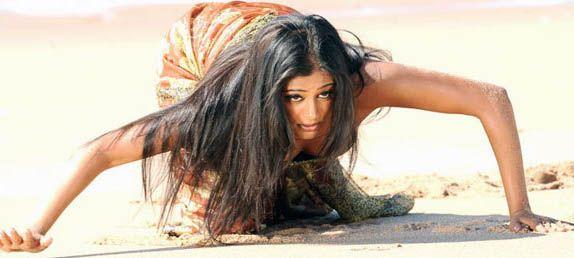 Priyamani Hot Cleavage Pictures