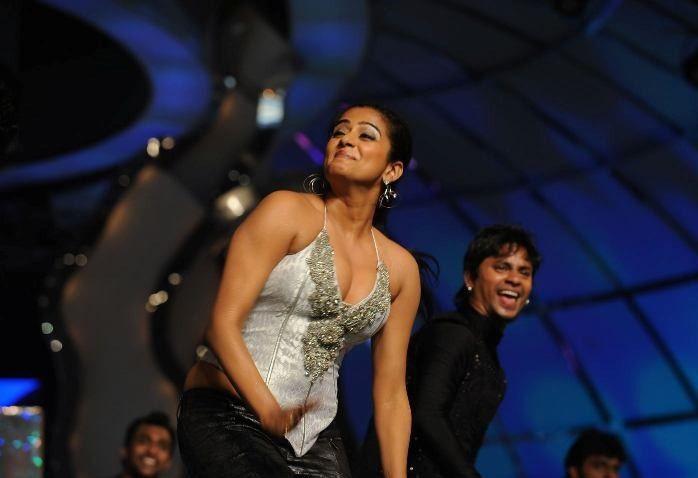 Priyamani Hot Navel Wallpapers