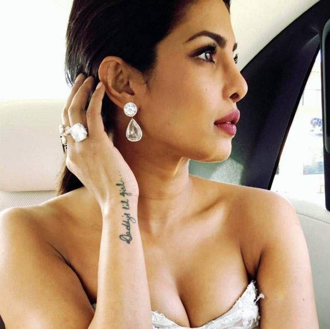 Priyanka Chopra Hot Sexy Pics