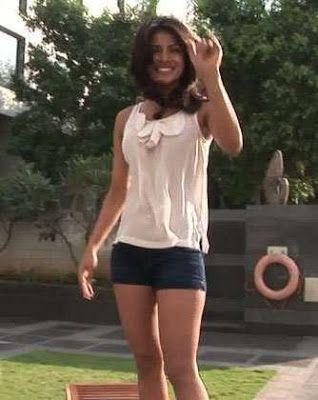 Priyanka Chopra Hot Sexy Pics