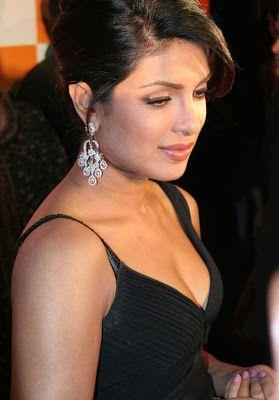 Priyanka Chopra Hot Sexy Pics