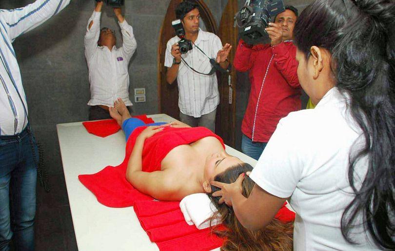 Rakhi Sawant Hot Pics