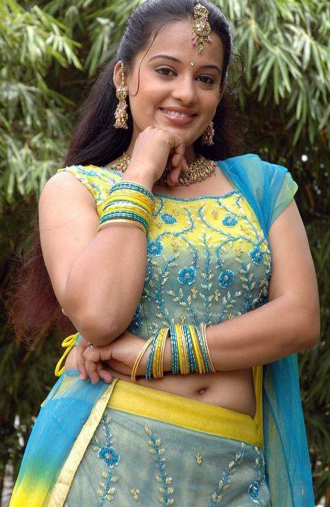 Roopa Kaur Hot Photos