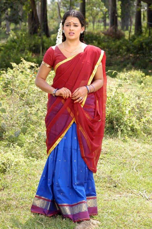 Roopa Kaur Hot Photos