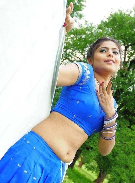 Saira Bhanu Hot Images