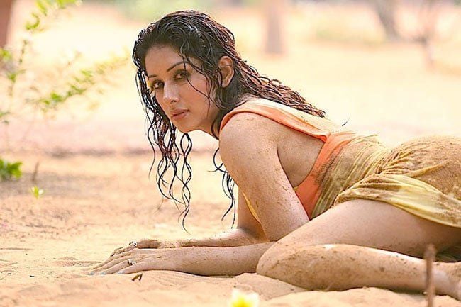 Samiksha Spicy Bikini Pics
