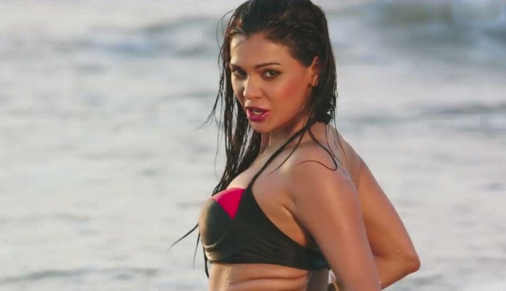 Sara Loren Spicy Pics