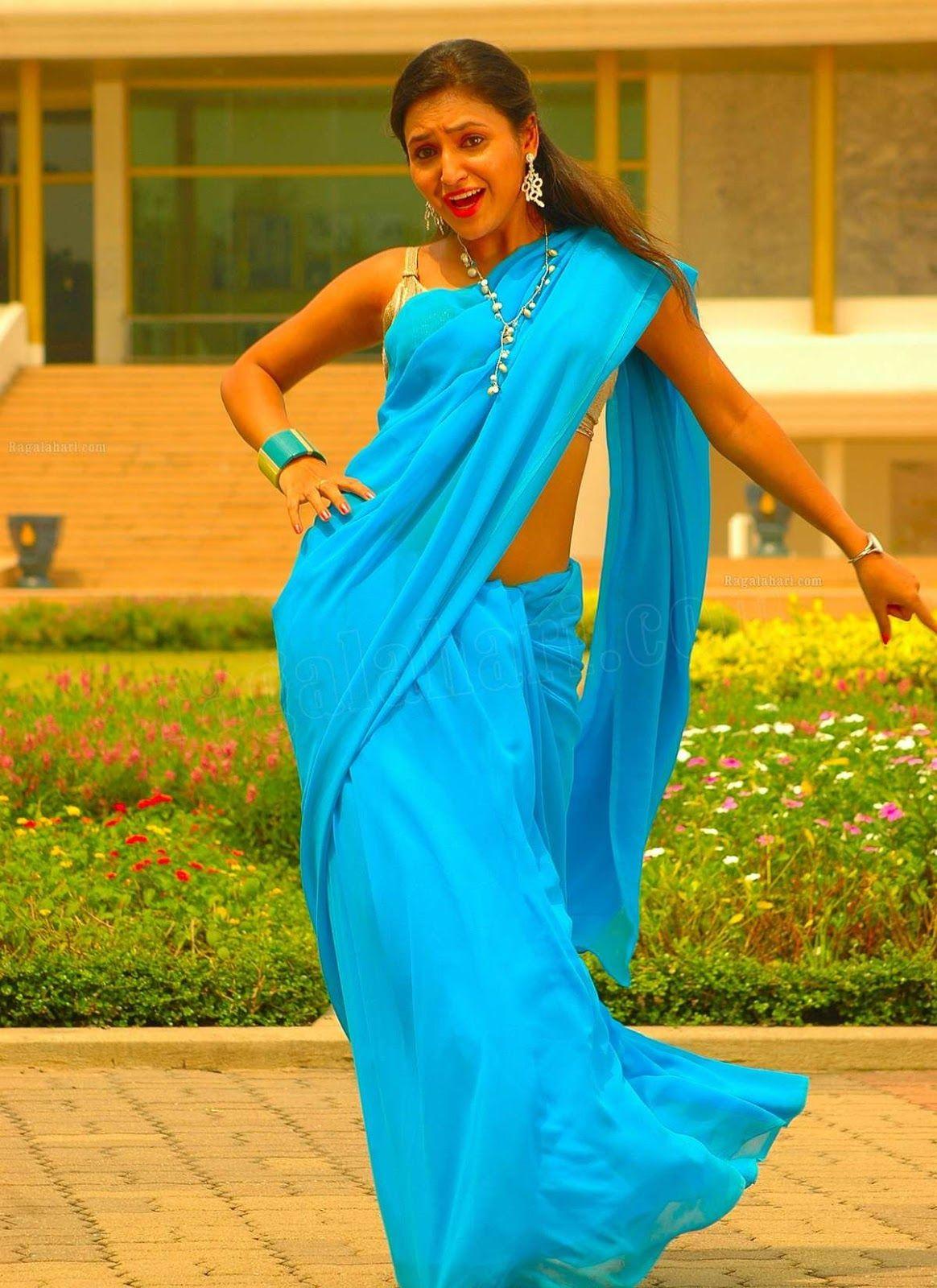 Sarayu Hot Saree Photos