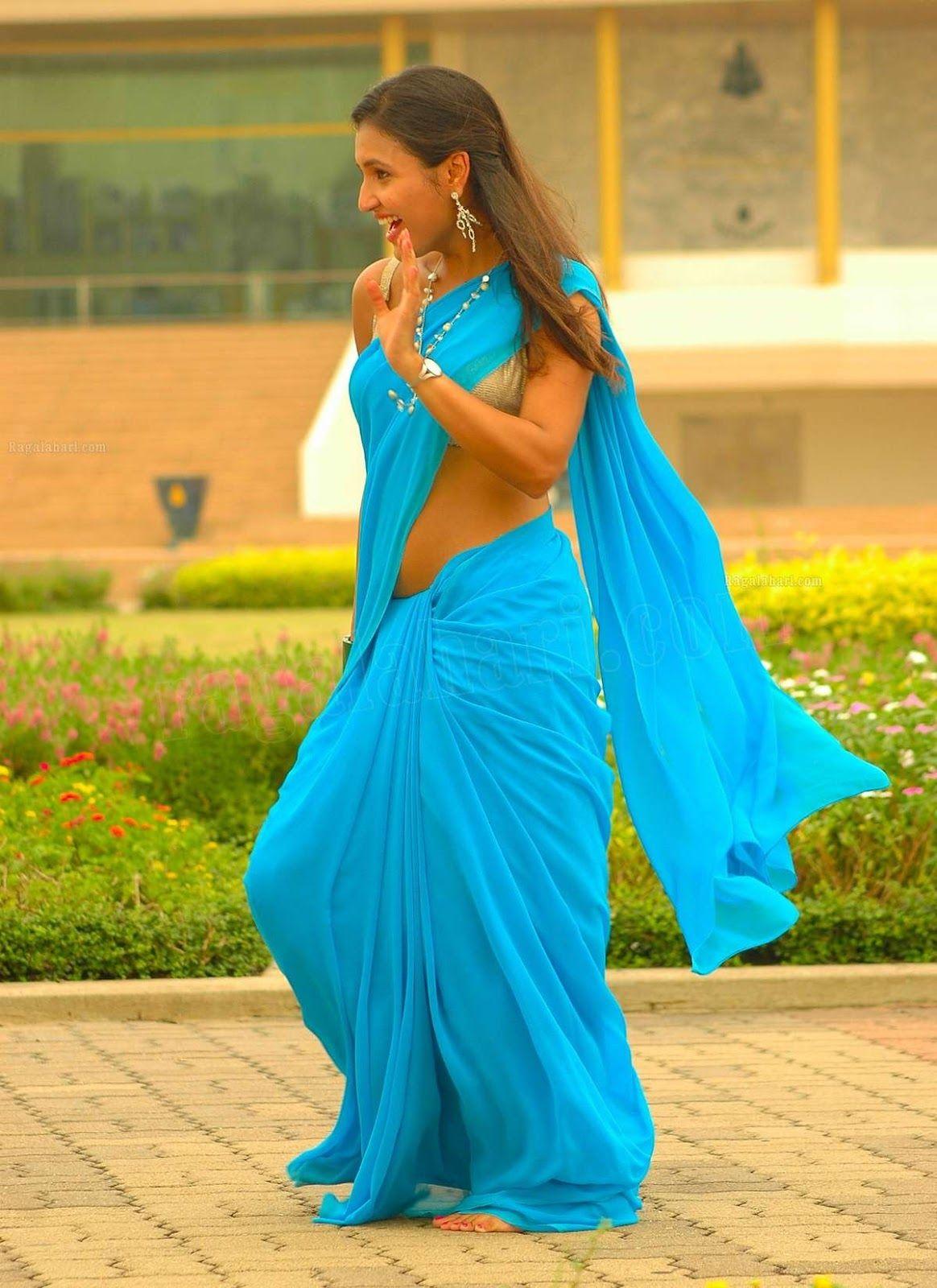 Sarayu Hot Saree Photos