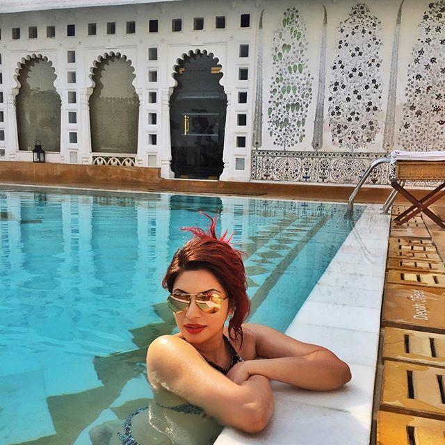 Shama Sikander Uploads Hot Vacation Pictures That Are Raising Temperature