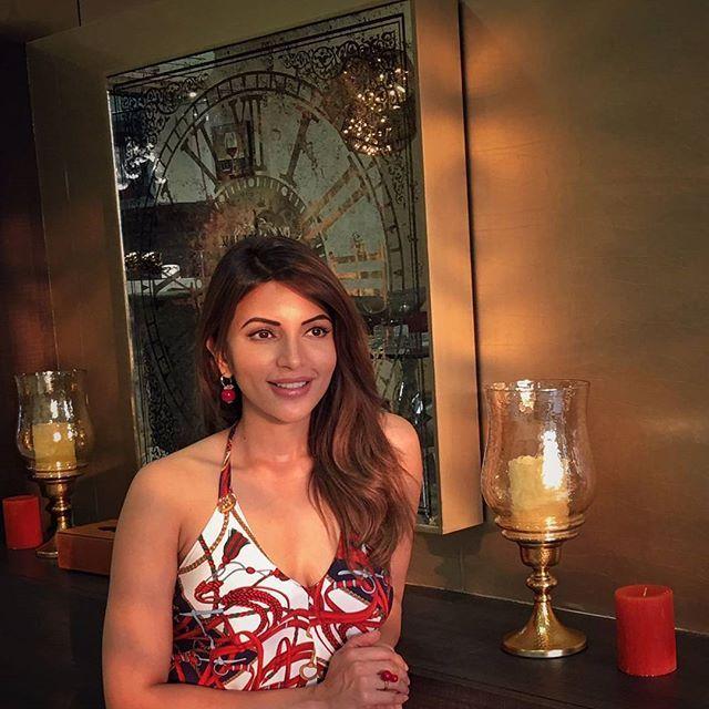 Shama Sikander Uploads Hot Vacation Pictures That Are Raising Temperature