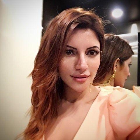 Shama Sikander Uploads Hot Vacation Pictures That Are Raising Temperature