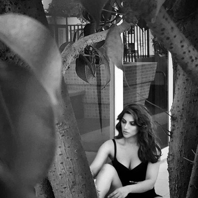 Shama Sikander Uploads Hot Vacation Pictures That Are Raising Temperature