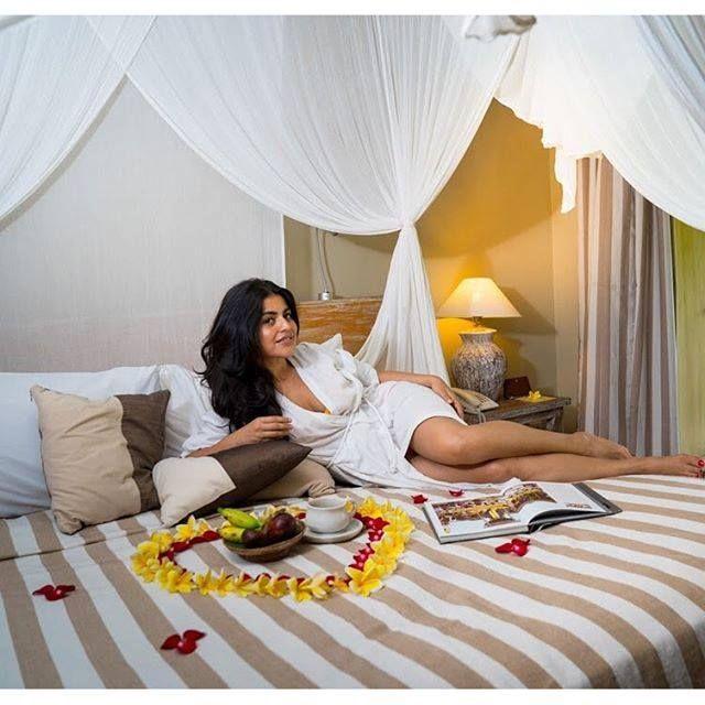 shenaz treasury Hot photos