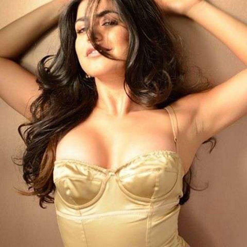 Shenaz Treasurywala Hot Images