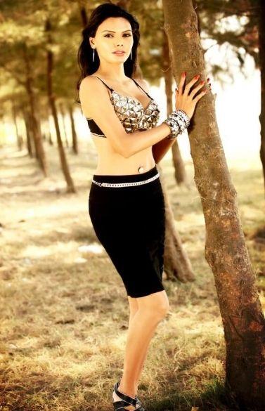 Sherlyn Chopra Hot Sexy Photos