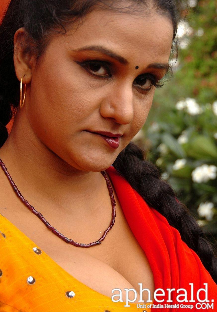 Side Actress Apoorva Hot Sexy Photos