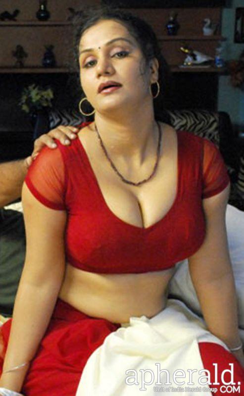 Side Actress Apoorva Hot Sexy Photos