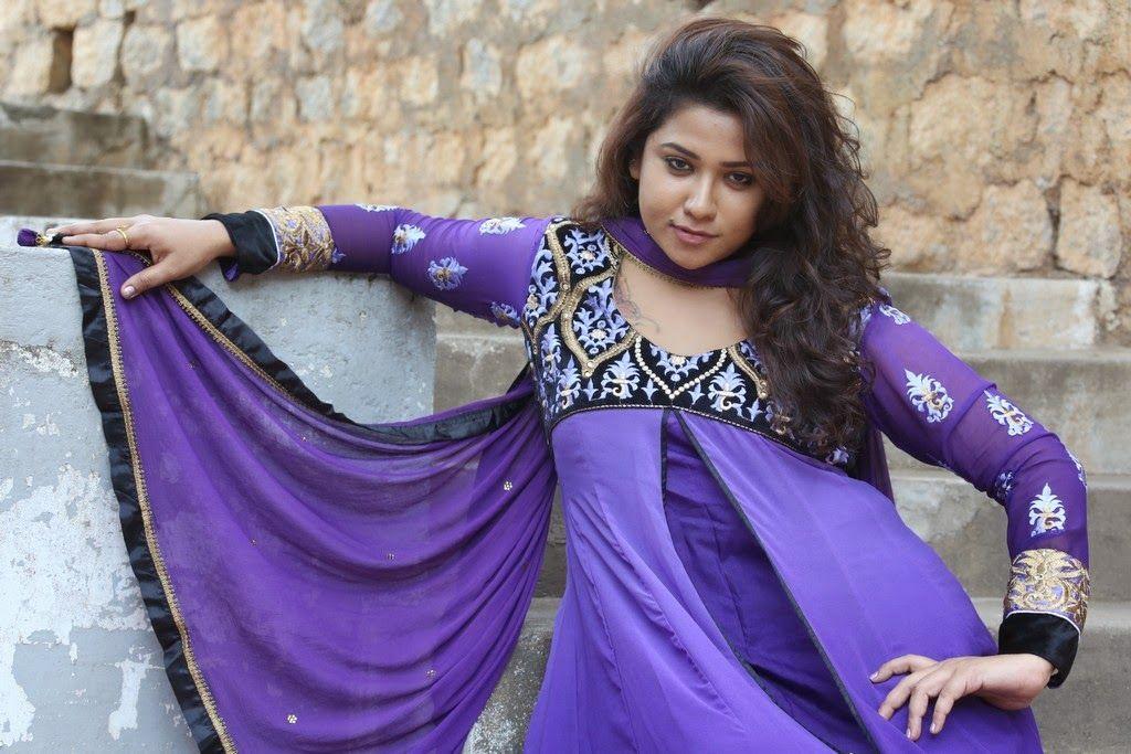 Side Actress Jyoti Hot Sexy Stills