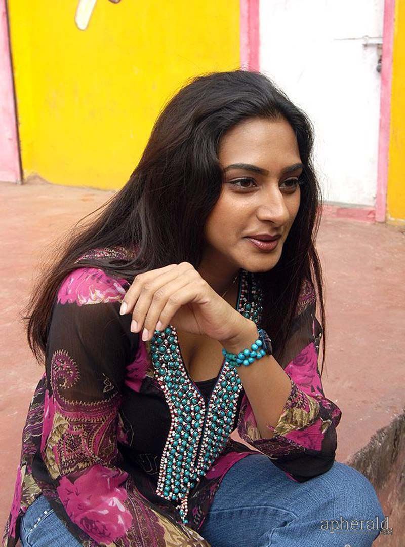 Side Actress Surekha Vani Hot Spicy Stills