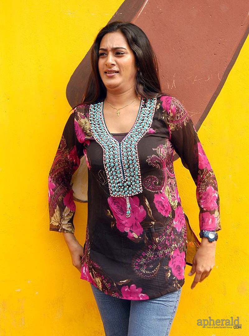 Side Actress Surekha Vani Hot Spicy Stills