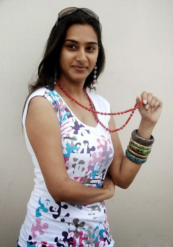 Side Actress Surekha Vani Spicy Photos