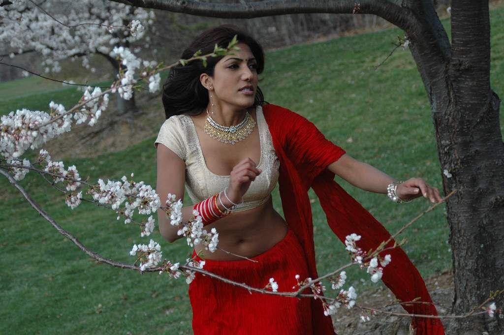 Sindhura Hot Navel Stills