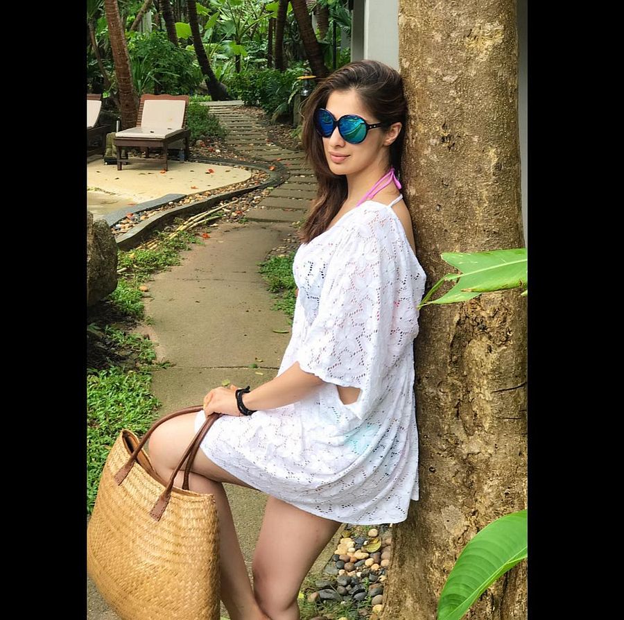 Sizzling N Hot Raai Laxmi Latest Photos