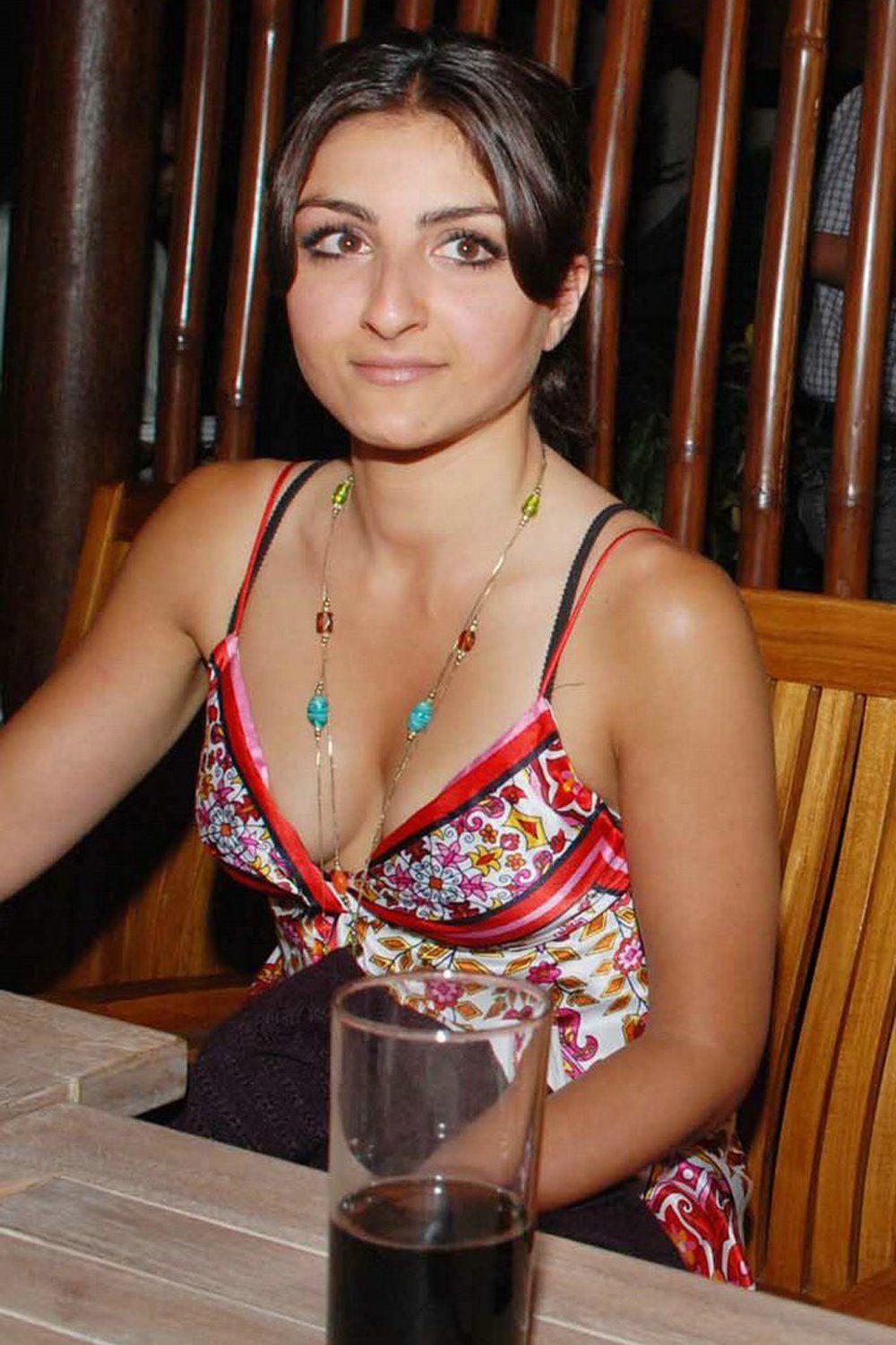 Soha Ali Khan Hot Photos