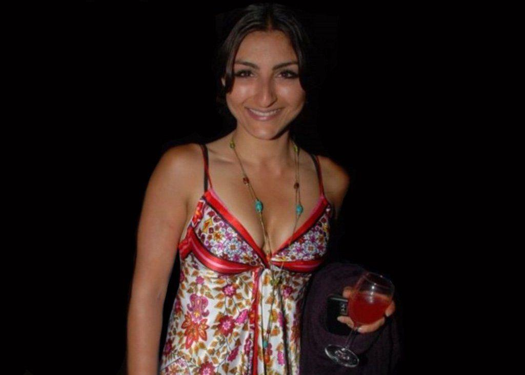 Soha Ali Khan Hot Photos