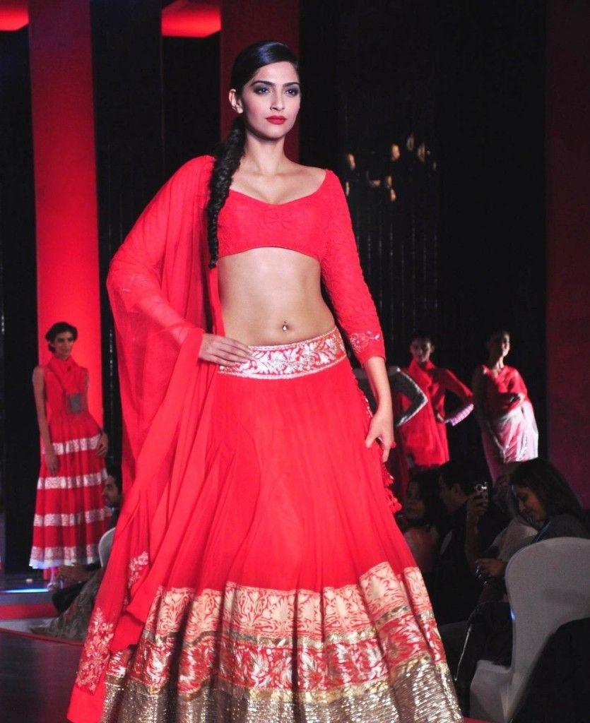 Sonam Kapoor Hot Pictures