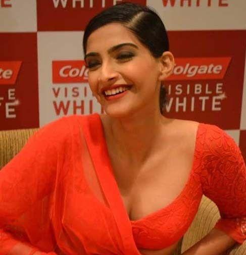 Sonam Kkapoor Sizzling Photos